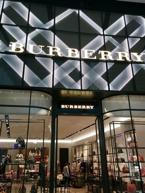 burberry sydney airport|sydney airport store opening times.